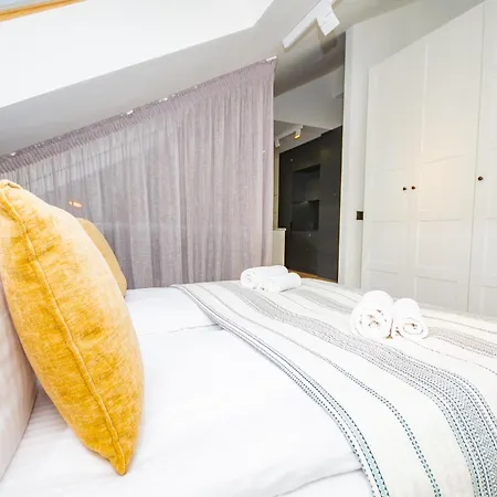 Inpoint Sunny Next To Wawel Castle - Kossaka 5 Self Check-in Appartement