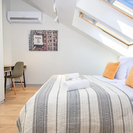 Inpoint Sunny Next To Wawel Castle - Kossaka 5 Self Check-in Apartment