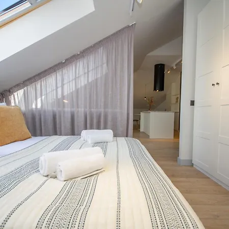 Inpoint Sunny Next To Wawel Castle - Kossaka 5 Self Check-in クラクフ