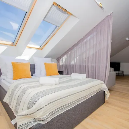 Apartment Inpoint Sunny Next To Wawel Castle - Kossaka 5 Self Check-in *